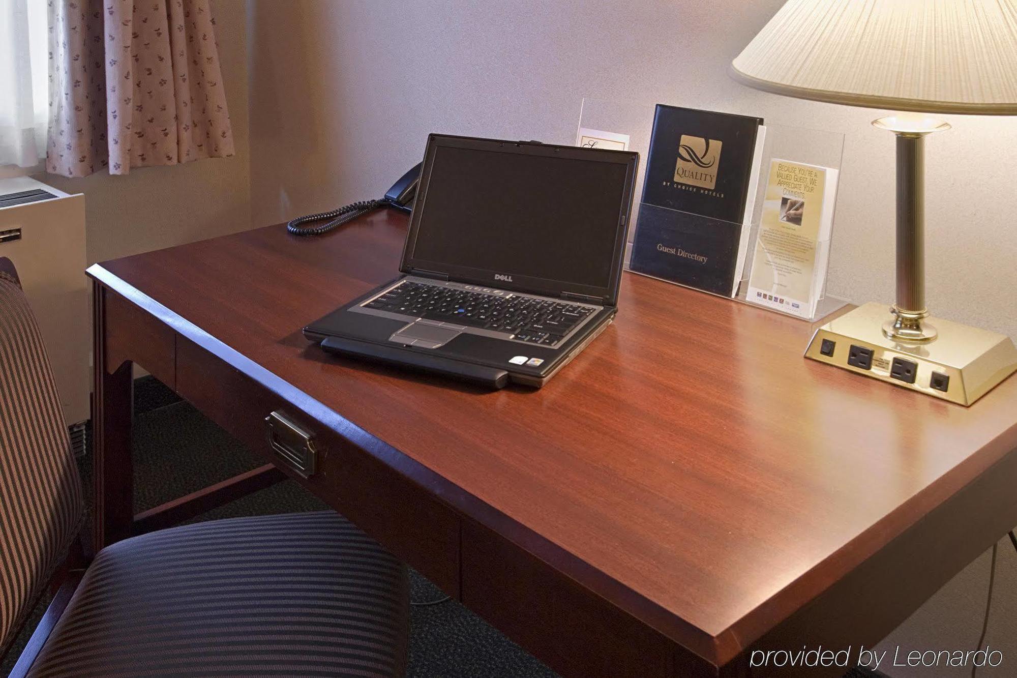 Courtyard By Marriott Regina Downtown Hotel Bilik gambar